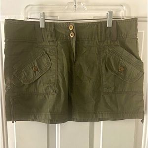 Cute khaki mini skirt